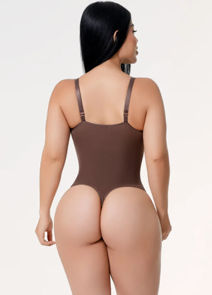 Everyday Shaping Bodysuit: Light Compression | Salome 5506